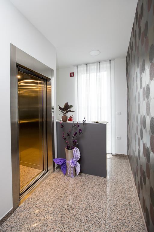 Apartma Grze Postojna Exterior photo
